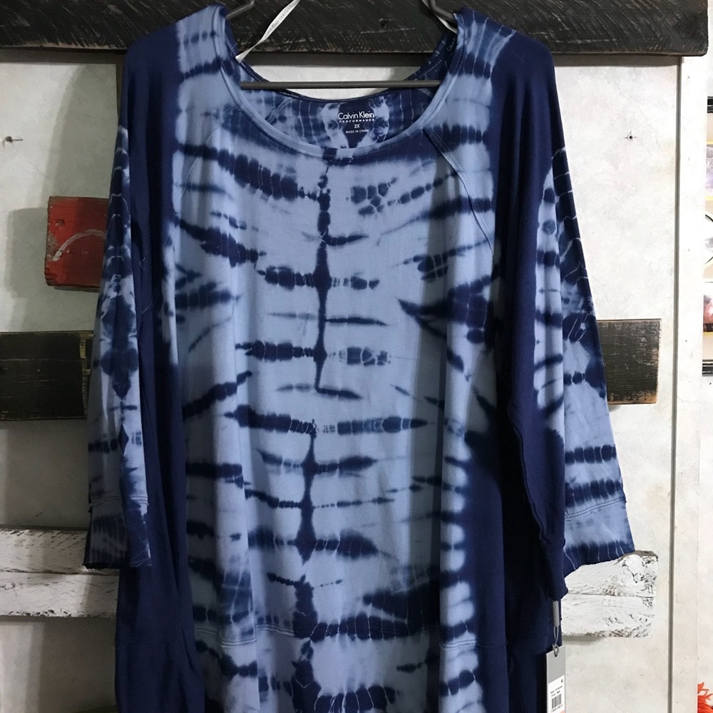 New Calvin Klein Performance Shirt.